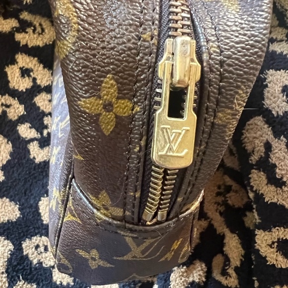 Louis Vuitton monogram Trousse Toilet 28 VINTAGE cosmetic bag - Picture 9 of 12